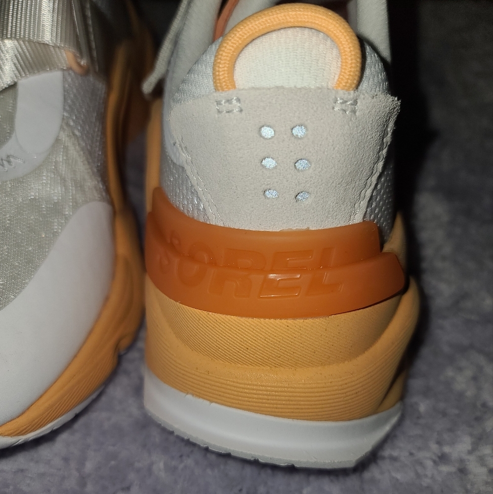 Sorel Sneakers - Picture 5 of 17